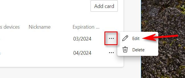 Нажмите кнопку с тремя точками рядом с картой и выберите «Изменить».