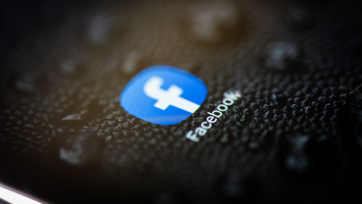 Как отправить запрос в друзья на Facebook