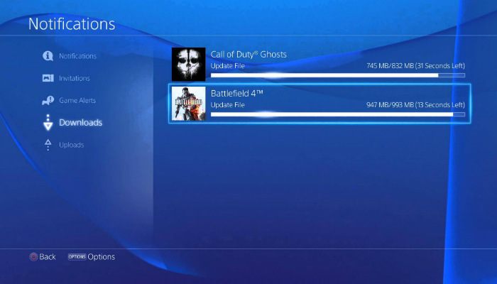 Interfaz de PS4 mostrando progreso de descarga grande