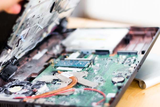 Магическое зеркало из ноутбука и Raspberry Pi