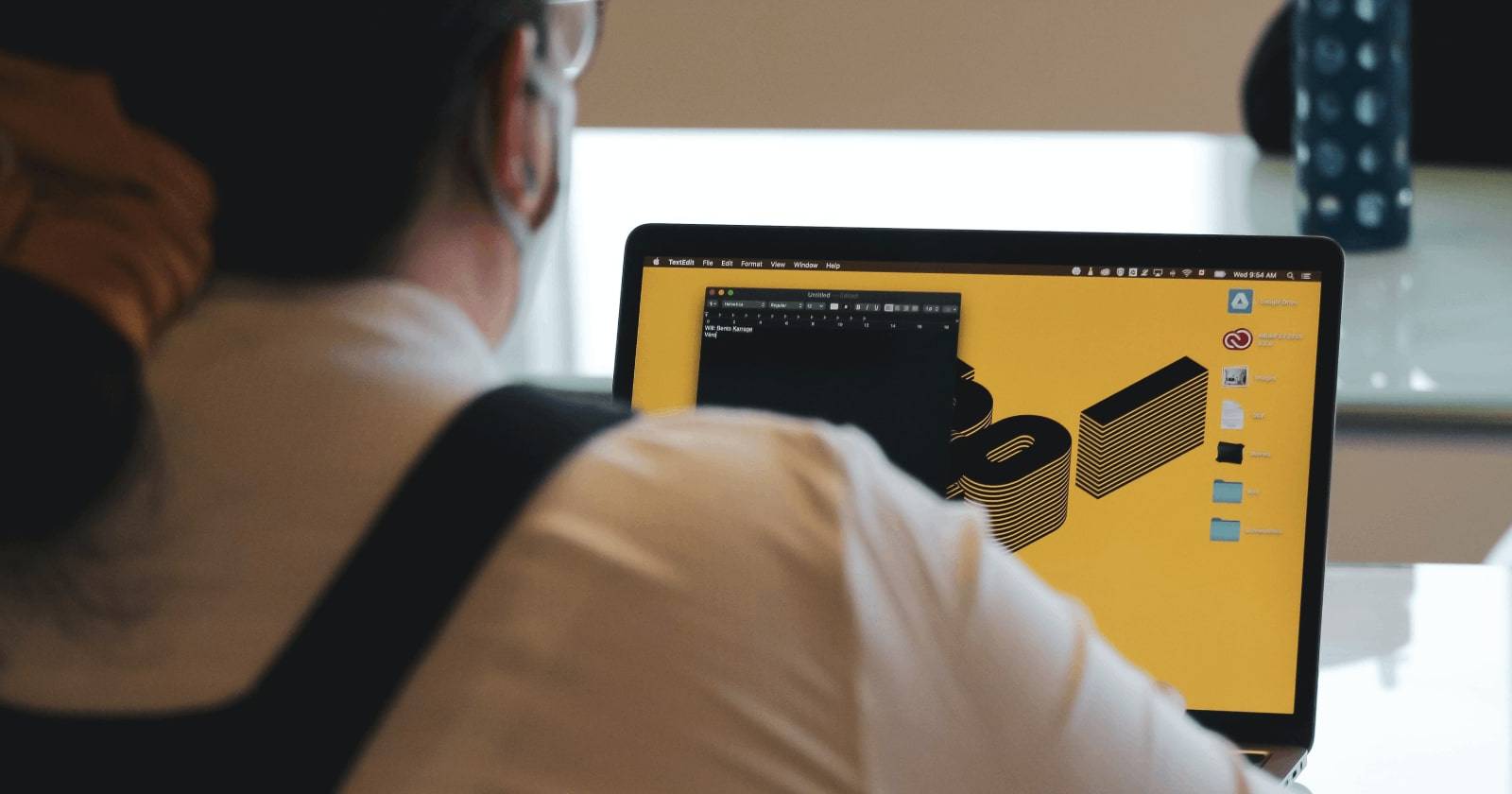 Приложение 1Password на рабочем столе Linux