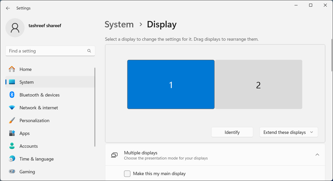 Параметры экрана Windows 11 с выбранным дисплеем