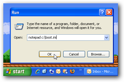 Окно открытия boot.ini в Блокноте