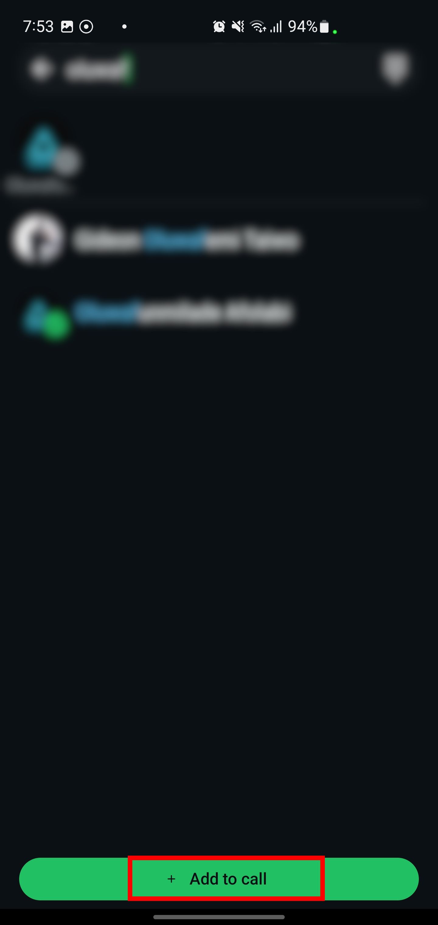 Кнопка «Добавить в звонок» в групповой голосовой связи WhatsApp.