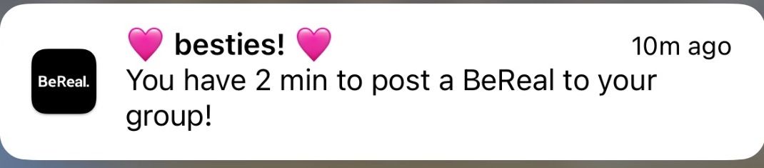 уведомление RealGroup в BeReal