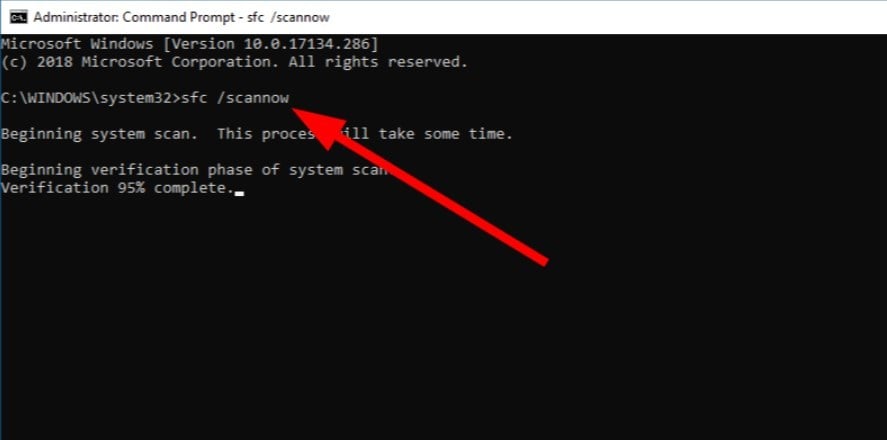 Командная строка с запущенной командой sfc /scannow