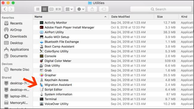 Окно Finder, папка Служебные программы и Ассистент миграции