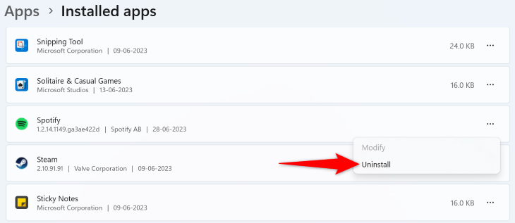 Нажмите «Uninstall» рядом со Spotify в Windows
