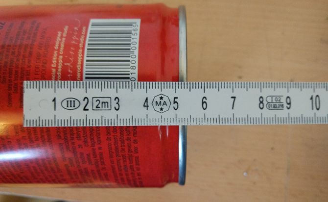 Разметка точки для отверстия под разъём N на банке