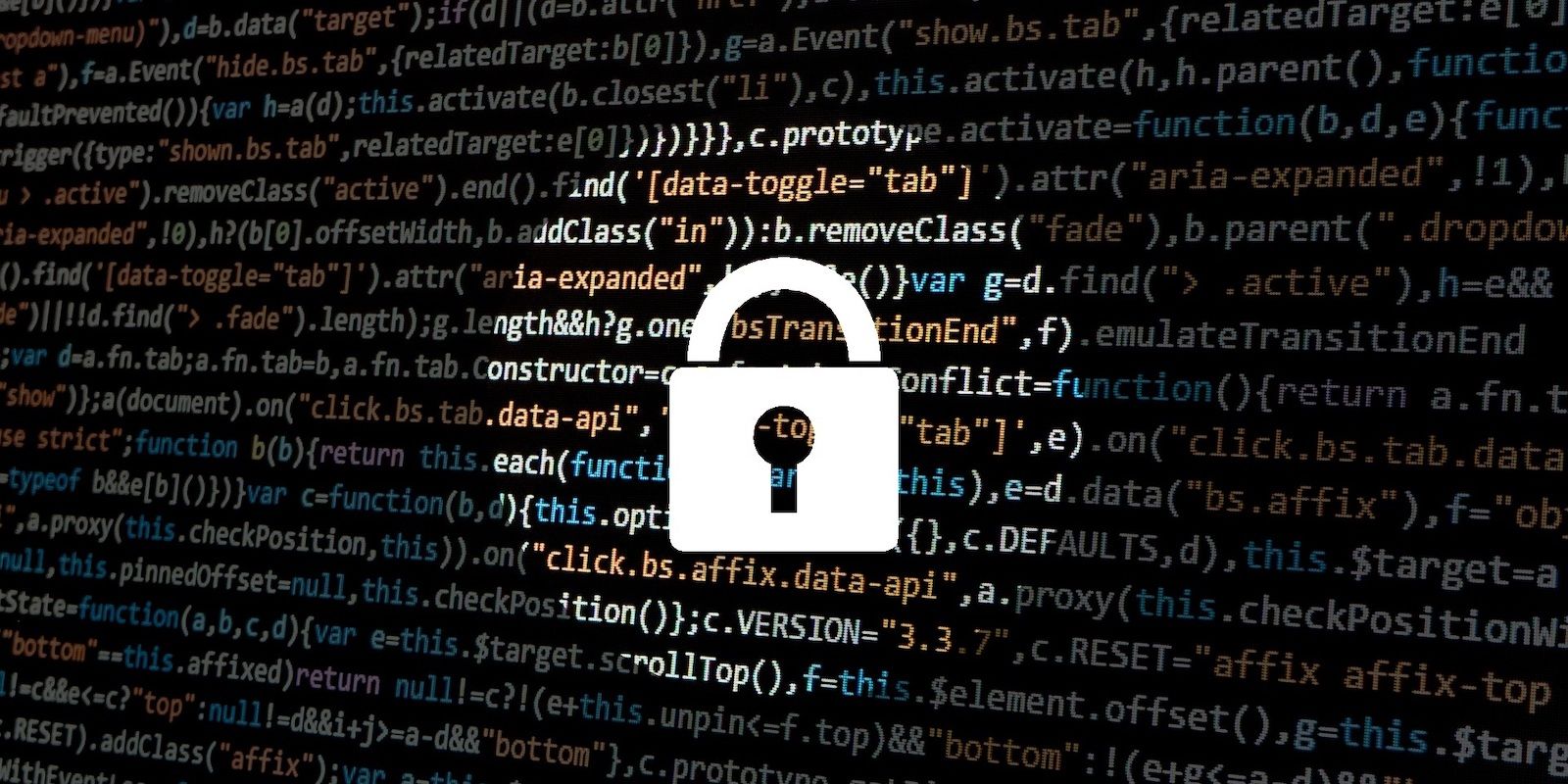 Замок безопасности на фоне кода