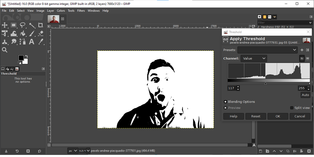 Параметры инструмента Threshold в GIMP