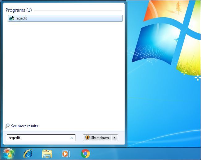 Фото: окно запуска редактора реестра Windows