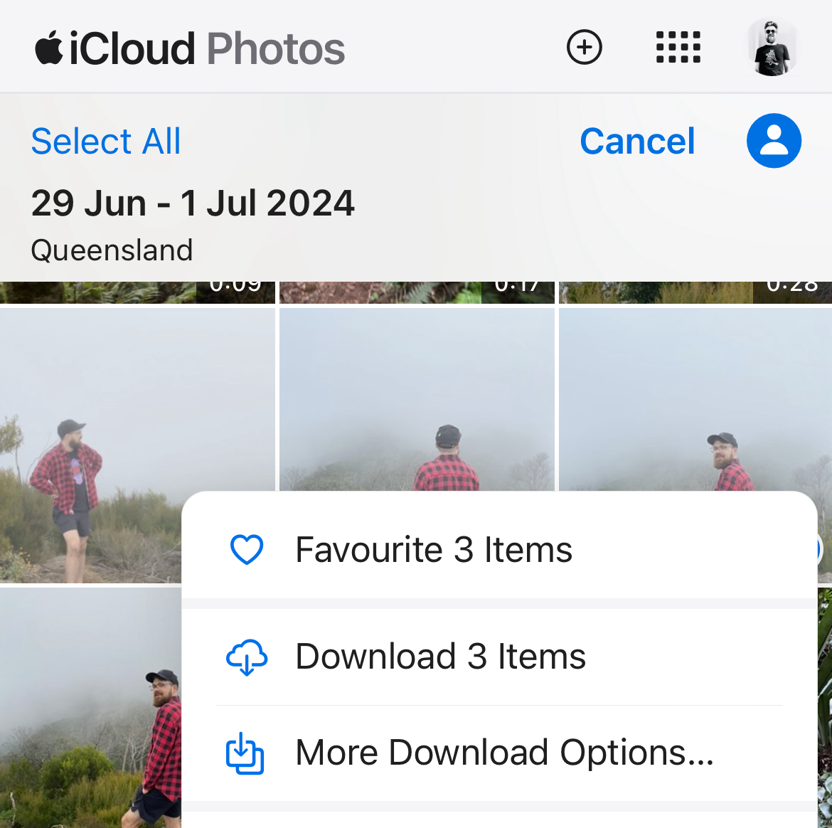 Мобильный интерфейс iCloud.com для загрузки фото.