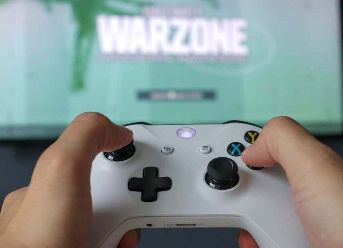 Контроллер Xbox мигает — причины и решения