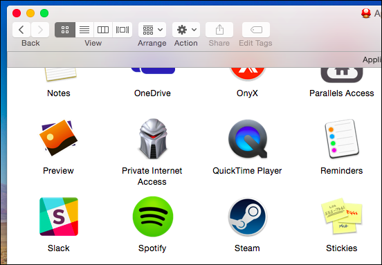 Перетаскивание разделителя для скрытия или изменения ширины боковой панели