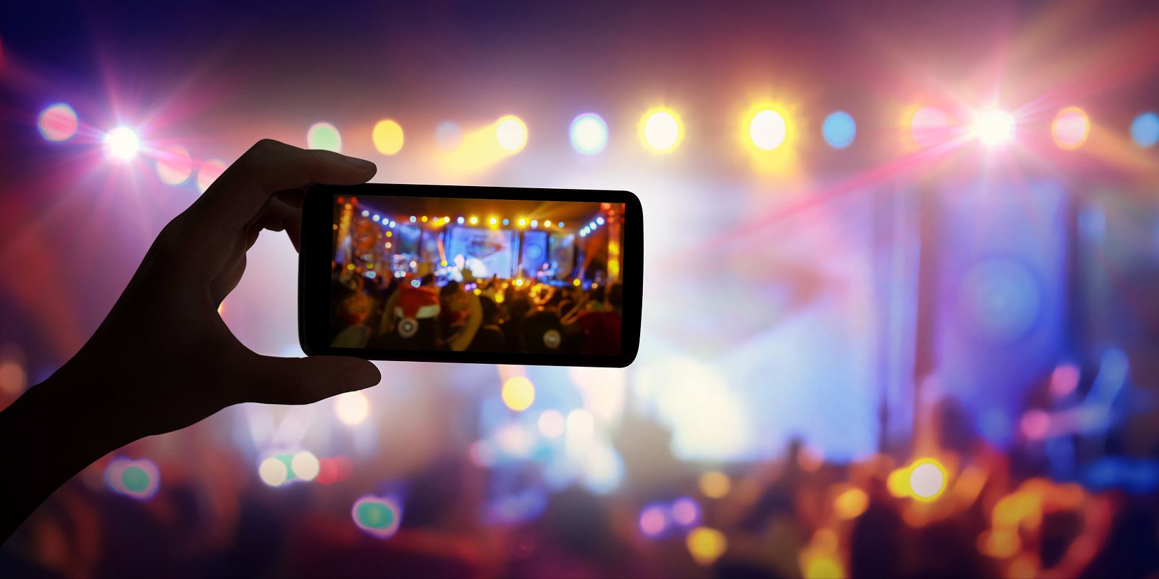 Уведомления Facebook Live и Instagram Live