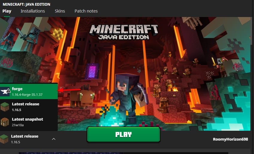 Главное окно Minecraft Launcher с выбранным профилем Forge