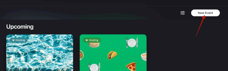 Нажатие кнопки Новое событие в веб‑версии Apple Invites.