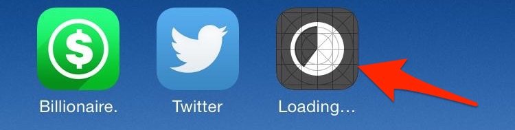 Скриншот процесса загрузки TuTuApp в списке приложений