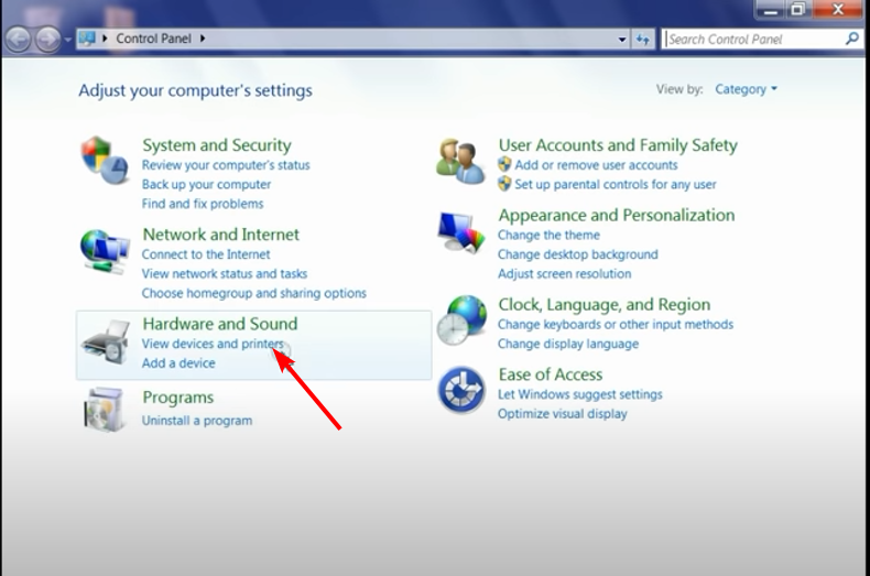 Раздел Оборудование и звук в Панели управления