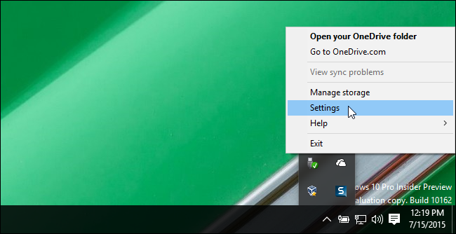 Вкладка Выбрать папки в окне Параметры OneDrive