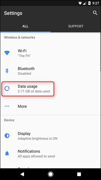 Скриншот: раздел Использование данных с кнопкой Wi‑Fi и Ограничение сети