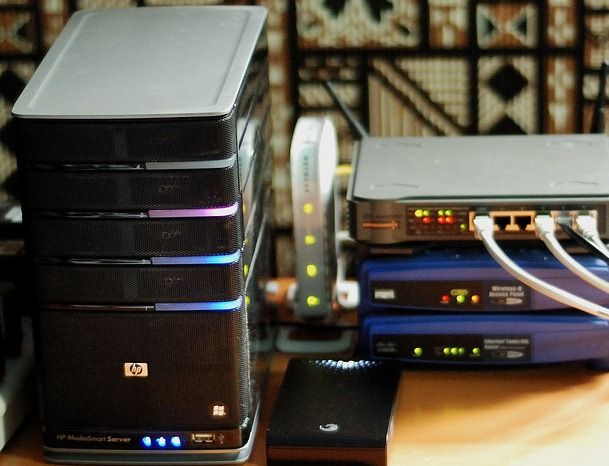 Кабели Ethernet и коммутатор