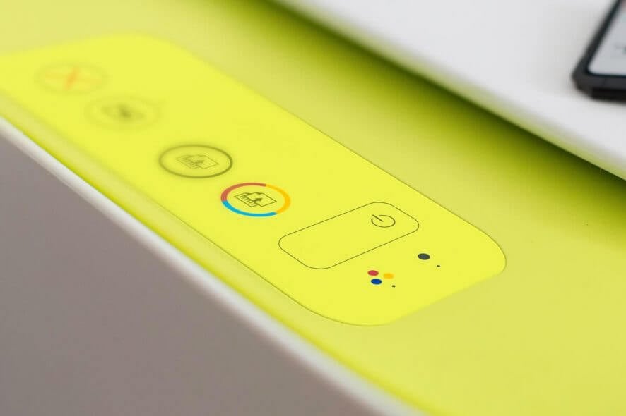 Принтер печатает зелёным — причины и исправление