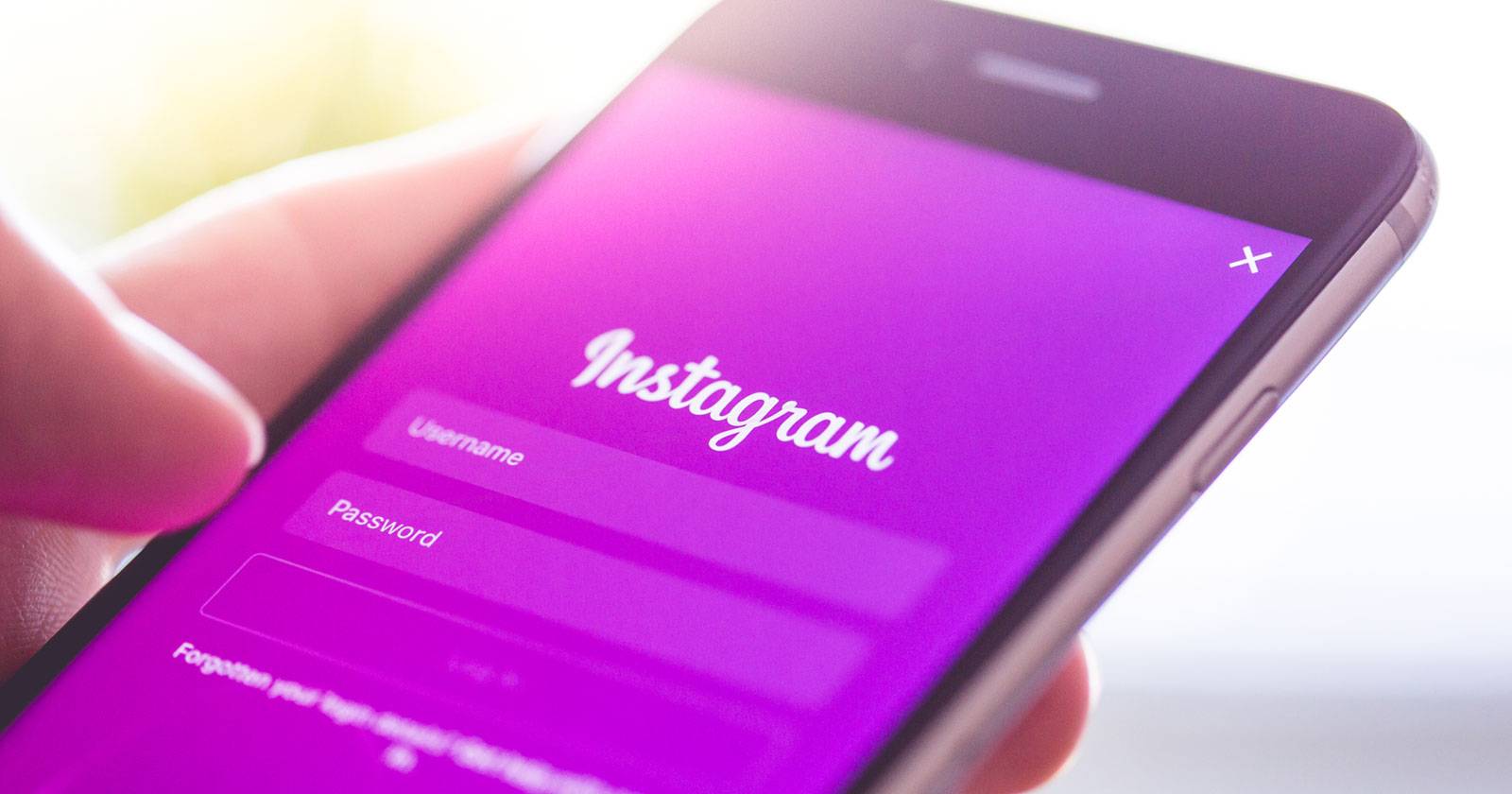 Интерфейс Instagram с примером карусели и кнопкой создания поста