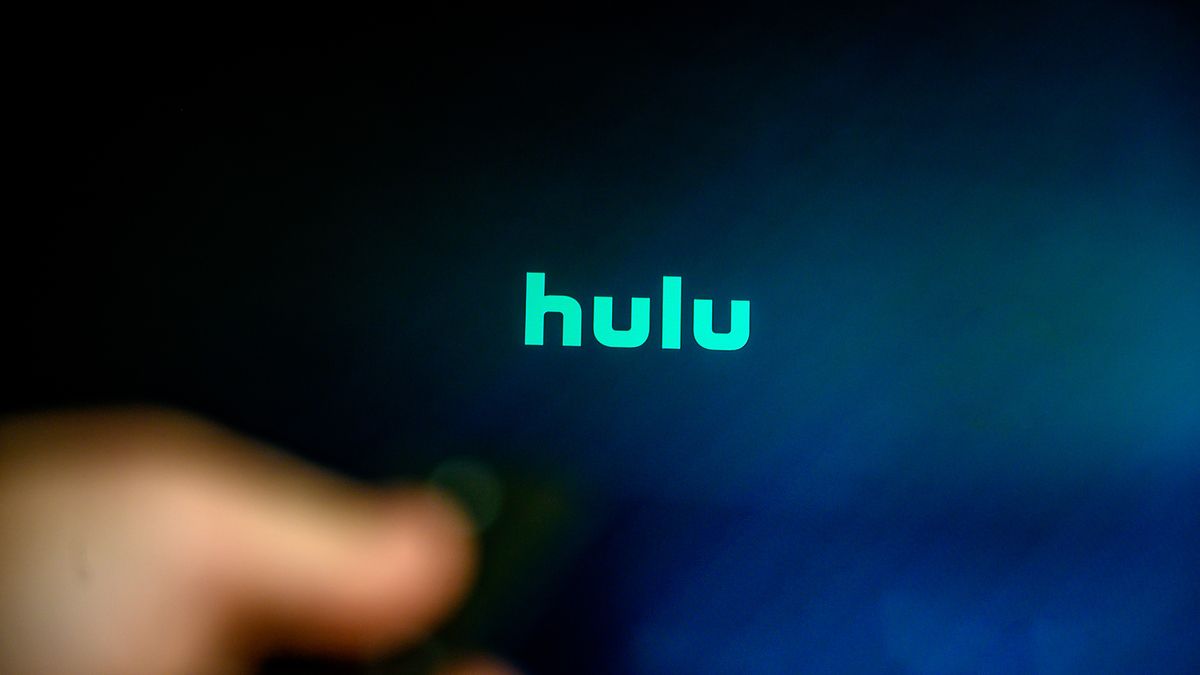 Логотип Hulu на телевизоре
