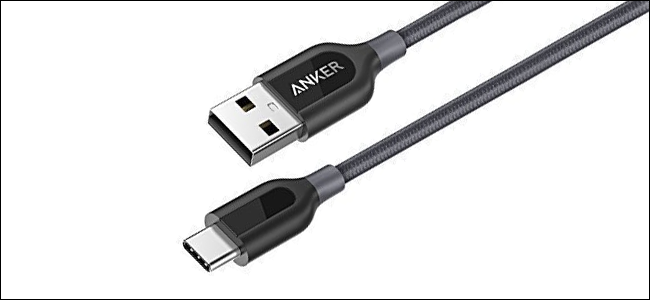 Разные типы USB кабелей красочные: USB-A, USB-C