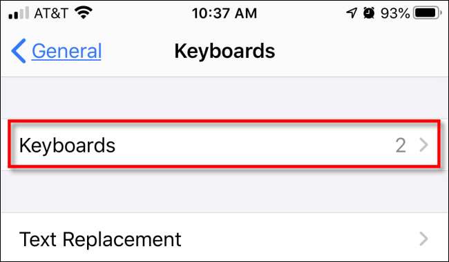 Нажмите Клавиатуры в Настройках iPhone