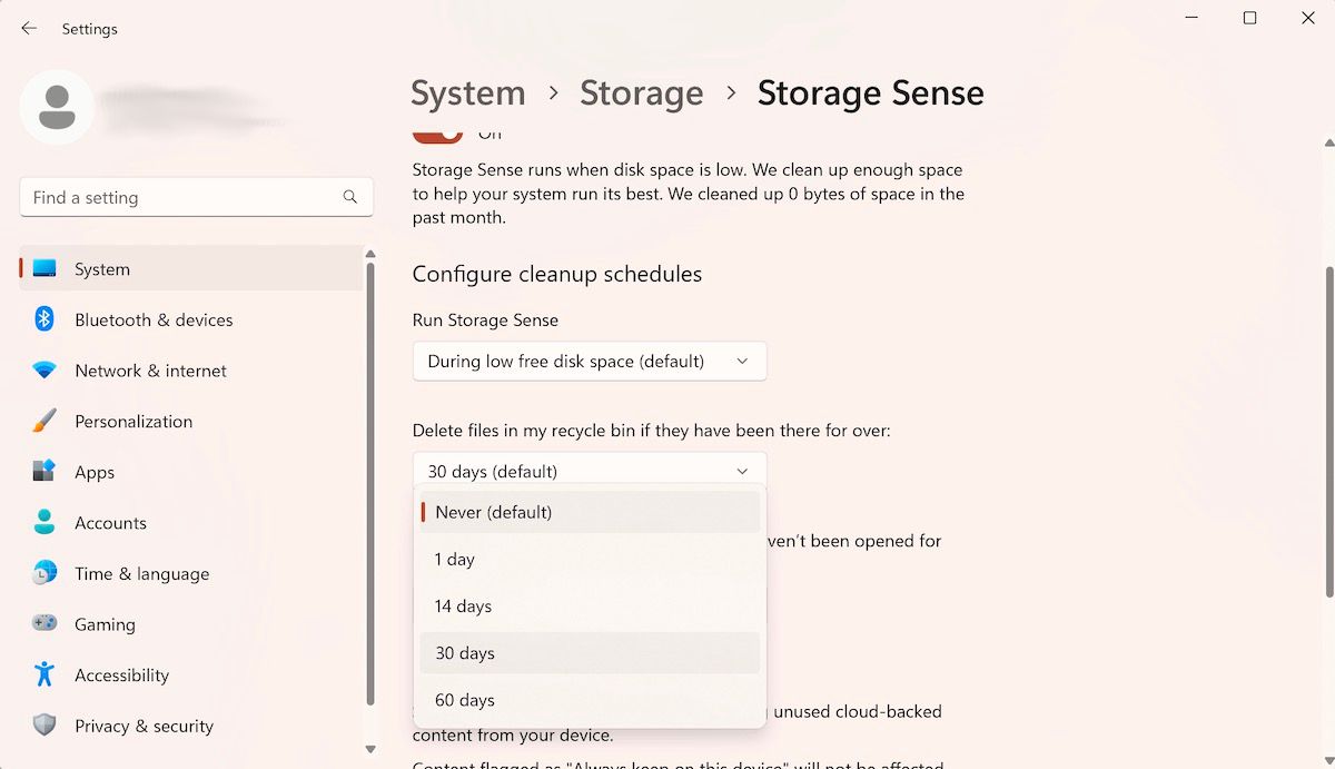 Настройки Storage Sense с опциями удаления временных файлов