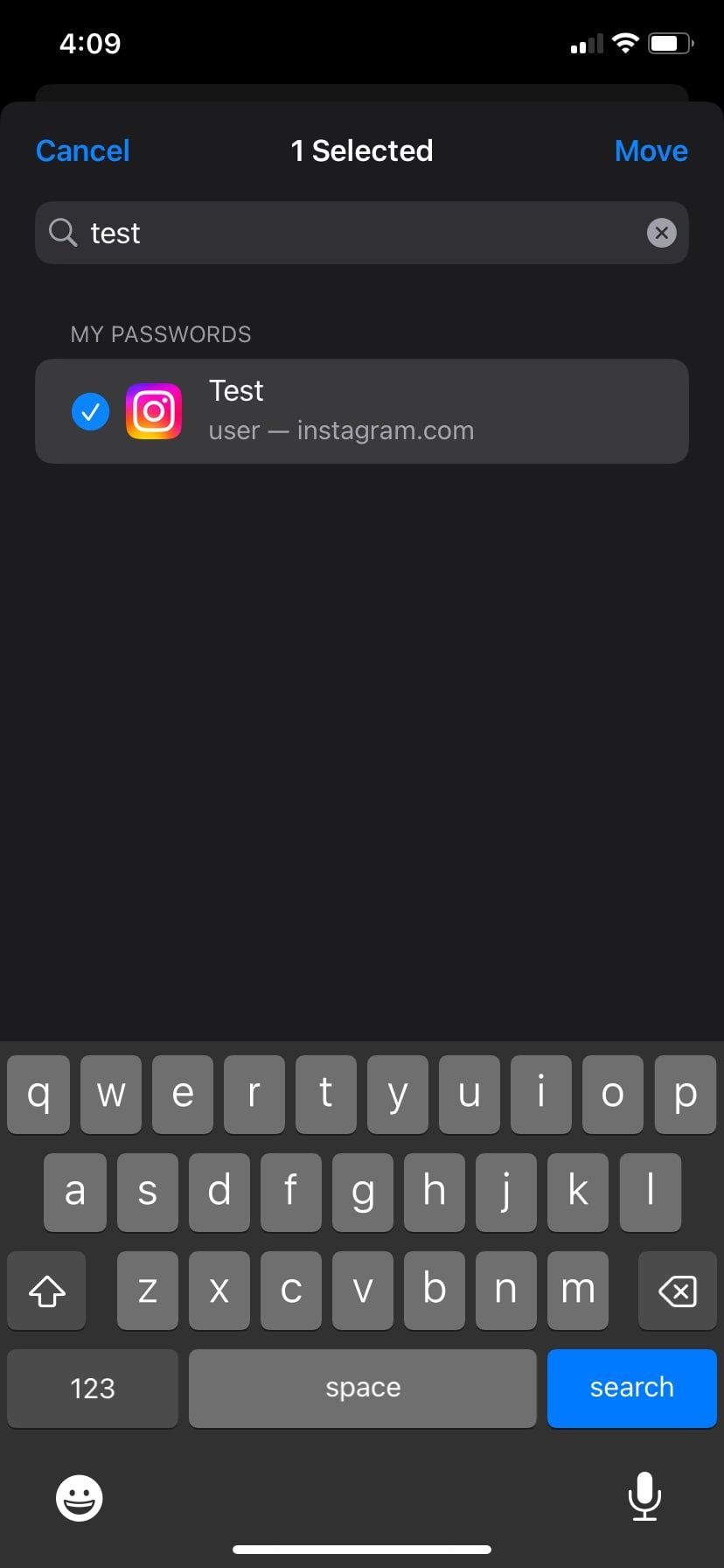 iPhone New Shared Group Move button