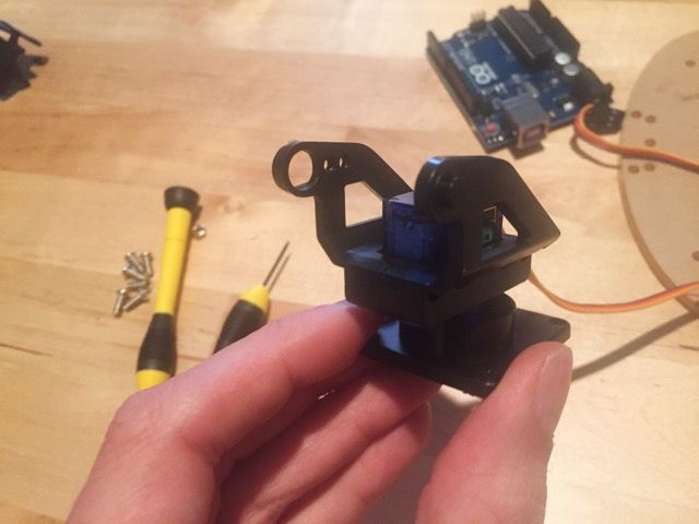 completed-servo-holder