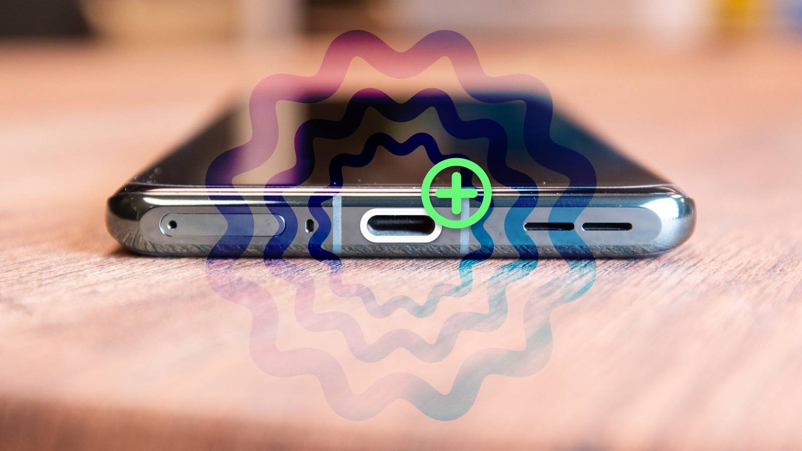 Порт USB на Android‑телефоне