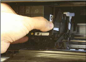 Печатающая головка HP при открытой крышке картриджей