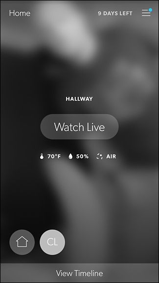 Главный экран приложения с кнопками Watch Live и View Timeline