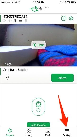 Экран Настройки приложения Arlo на смартфоне