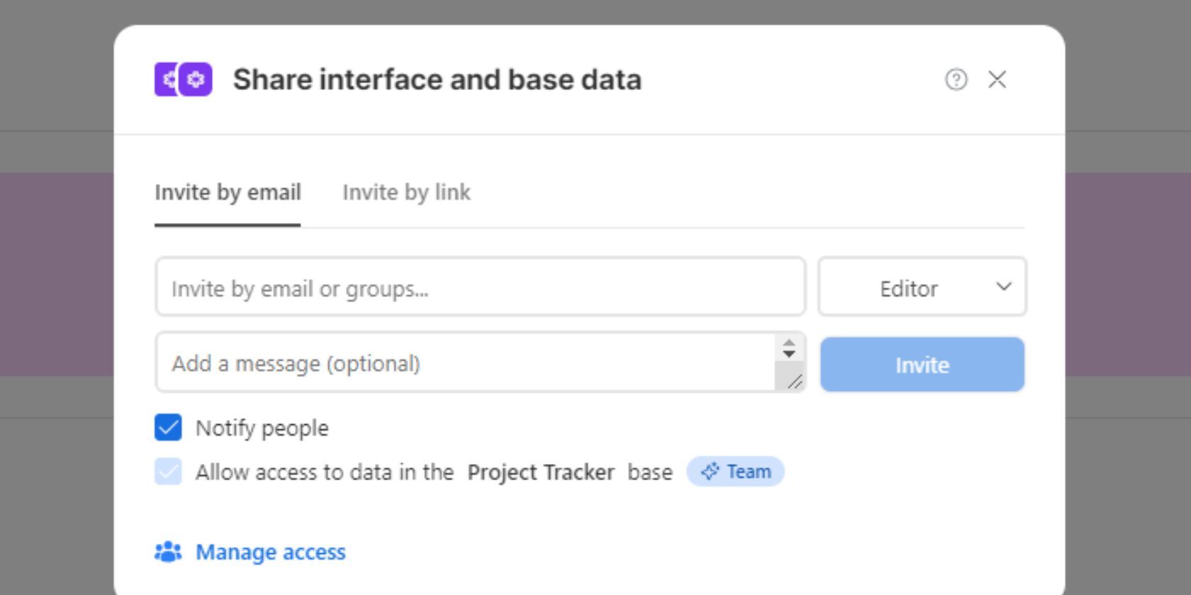 Скриншот Airtable: окно шаринга интерфейса с опциями доступа