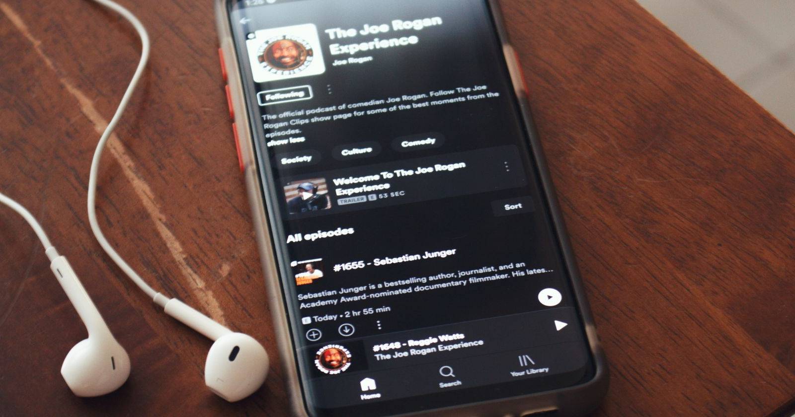 Страница подкаста The Joe Rogan Experience на Spotify