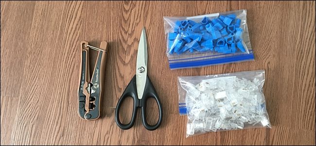 Инструменты и материалы для обжима Ethernet-кабеля