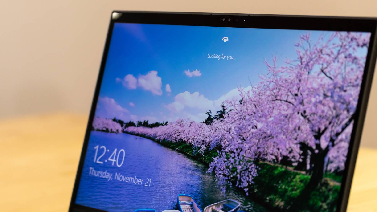 Экран входа в Windows на ноутбуке