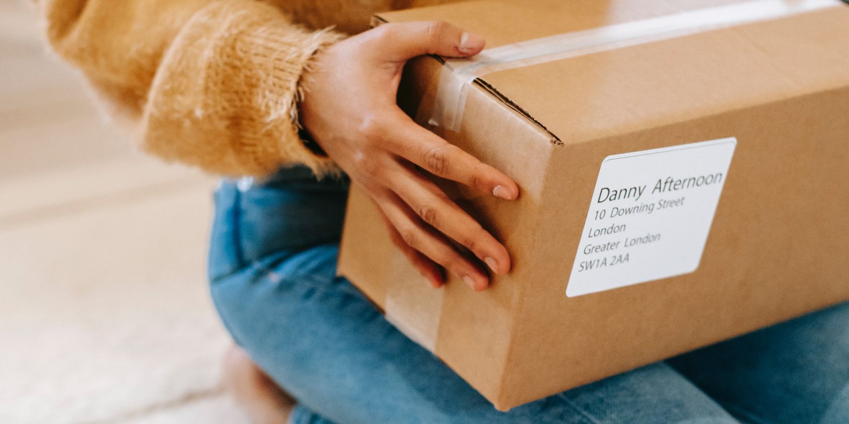 Отправить подарок на Amazon по телефону или email