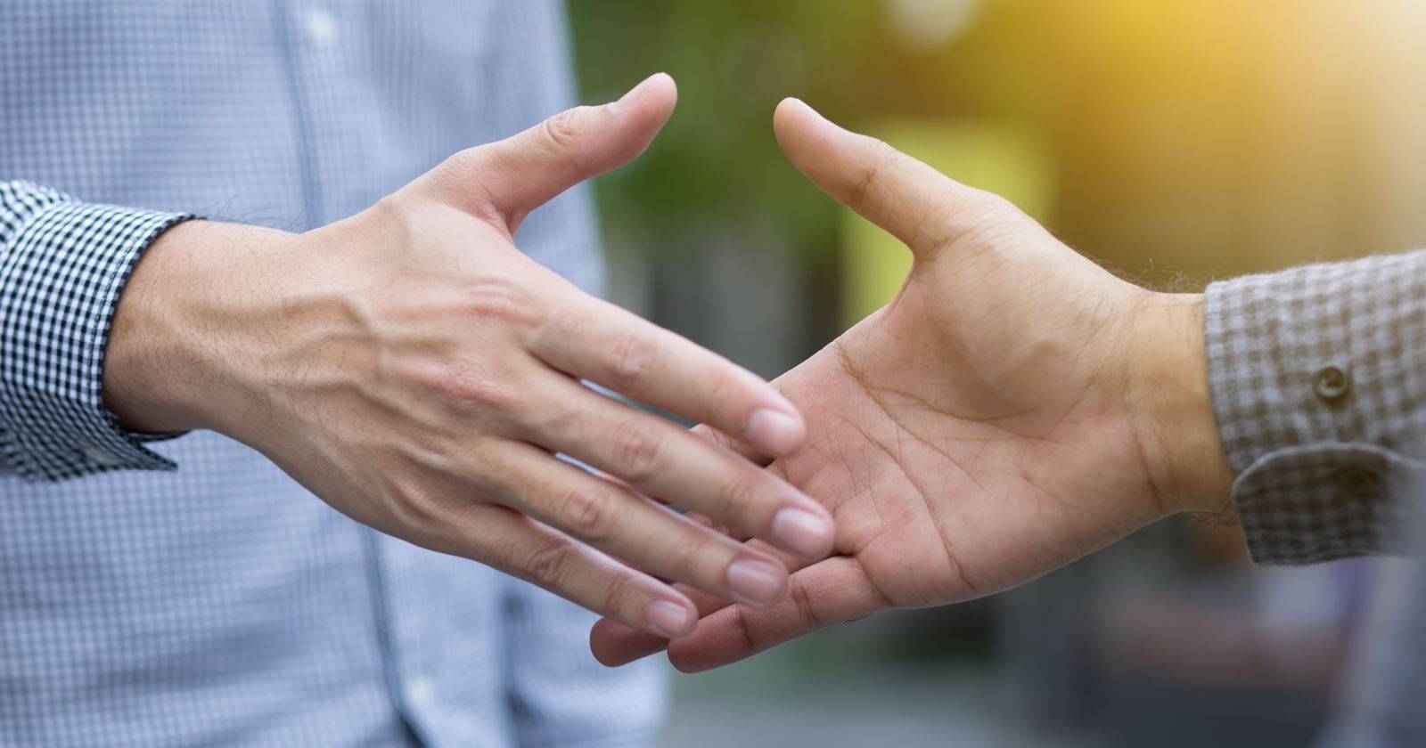 Как снова добавить в друзья в Facebook после блокировки