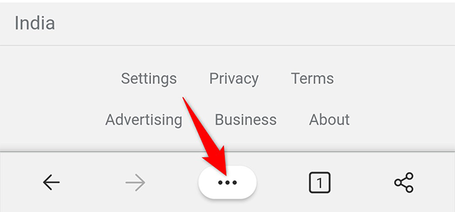 Три точки внизу экрана Edge на мобильном