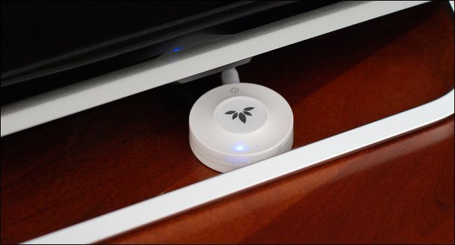 Сопряжённые Bluetooth-наушники и индикаторы передатчика