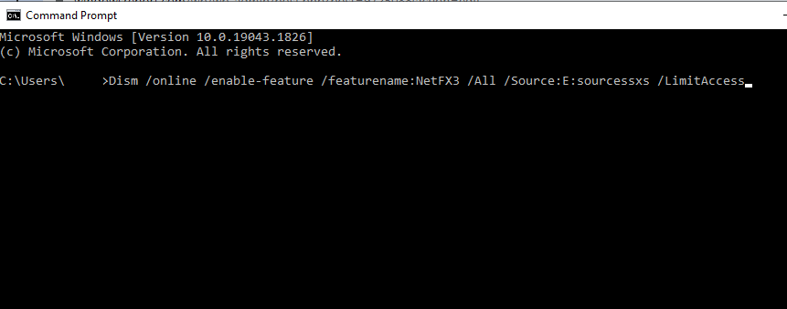 Окно DISM в командной строке, показывающее прогресс установки