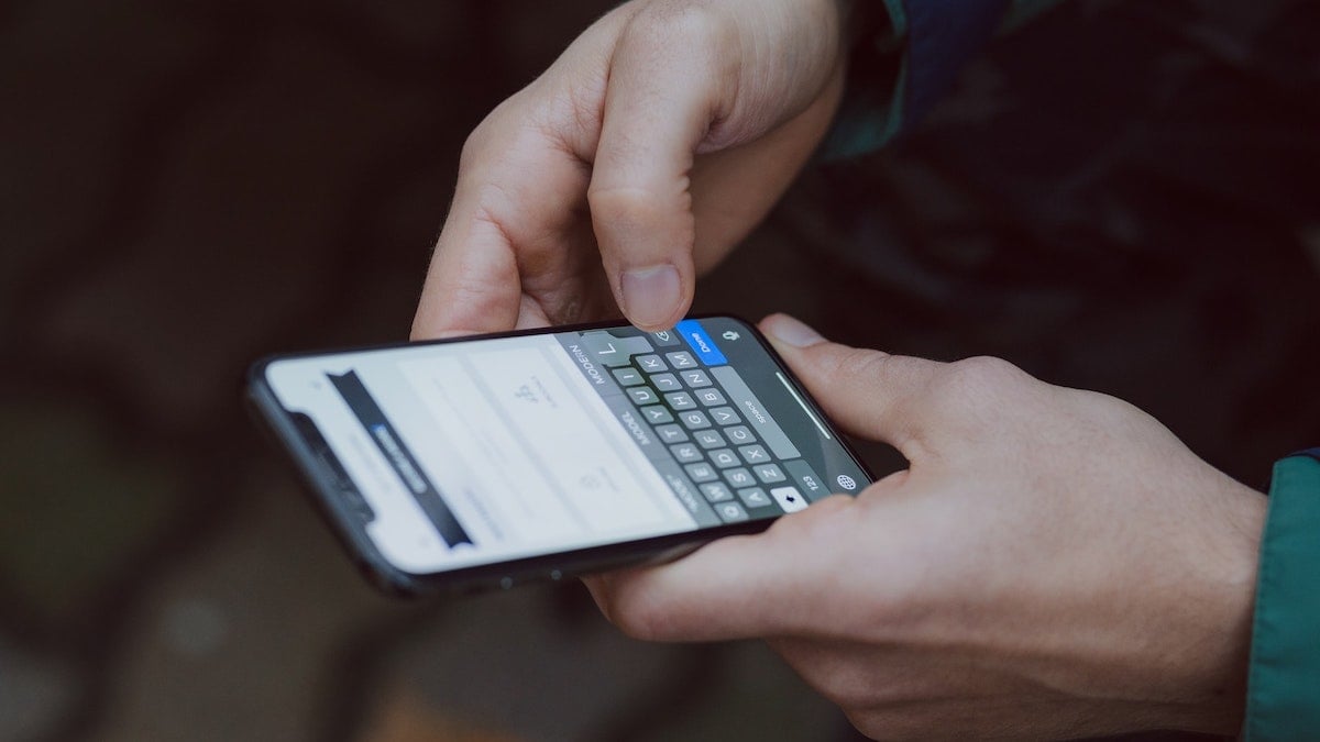 Activer le retour haptique du clavier iPhone