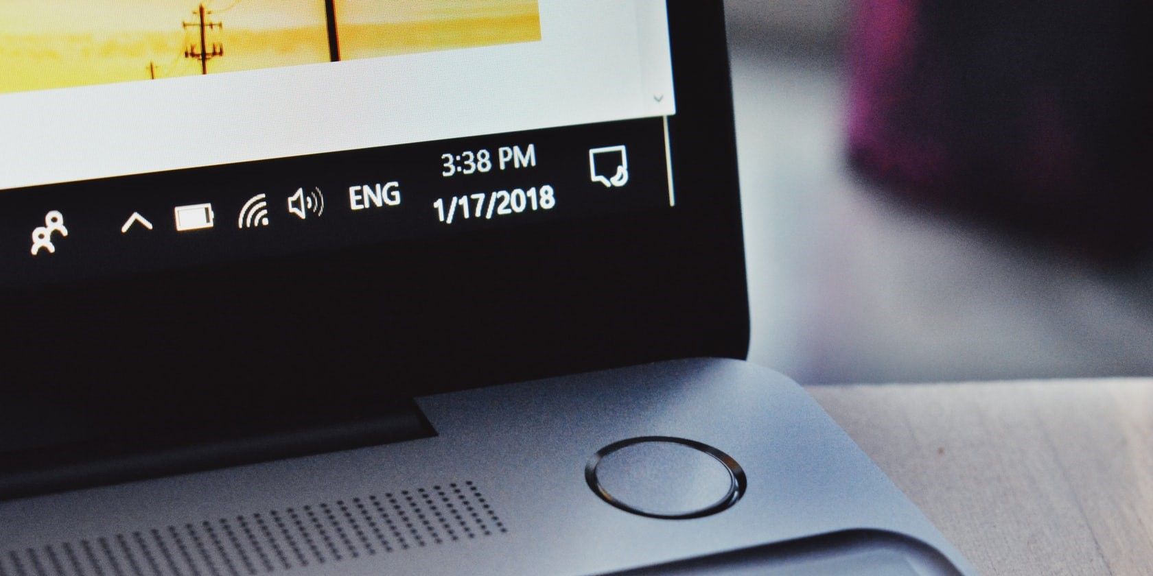Задержка и отключение миниатюр панели задач в Windows 11